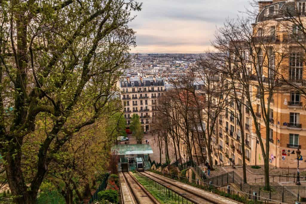 Lanovka k Sacré Coeur na Montmartre