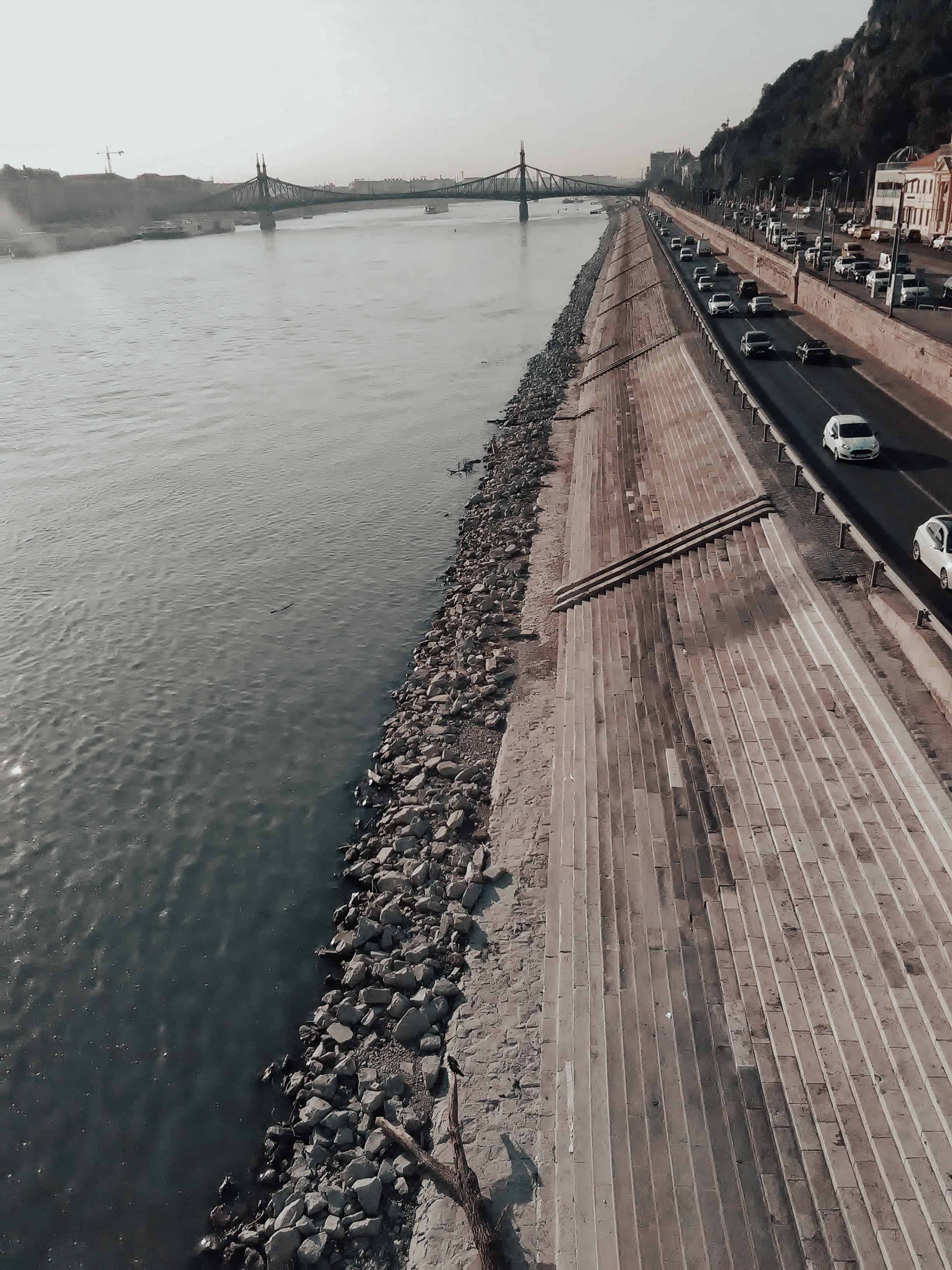 Výhled na Dunaj a most Svobody v Budapešti / kam v Budapešti