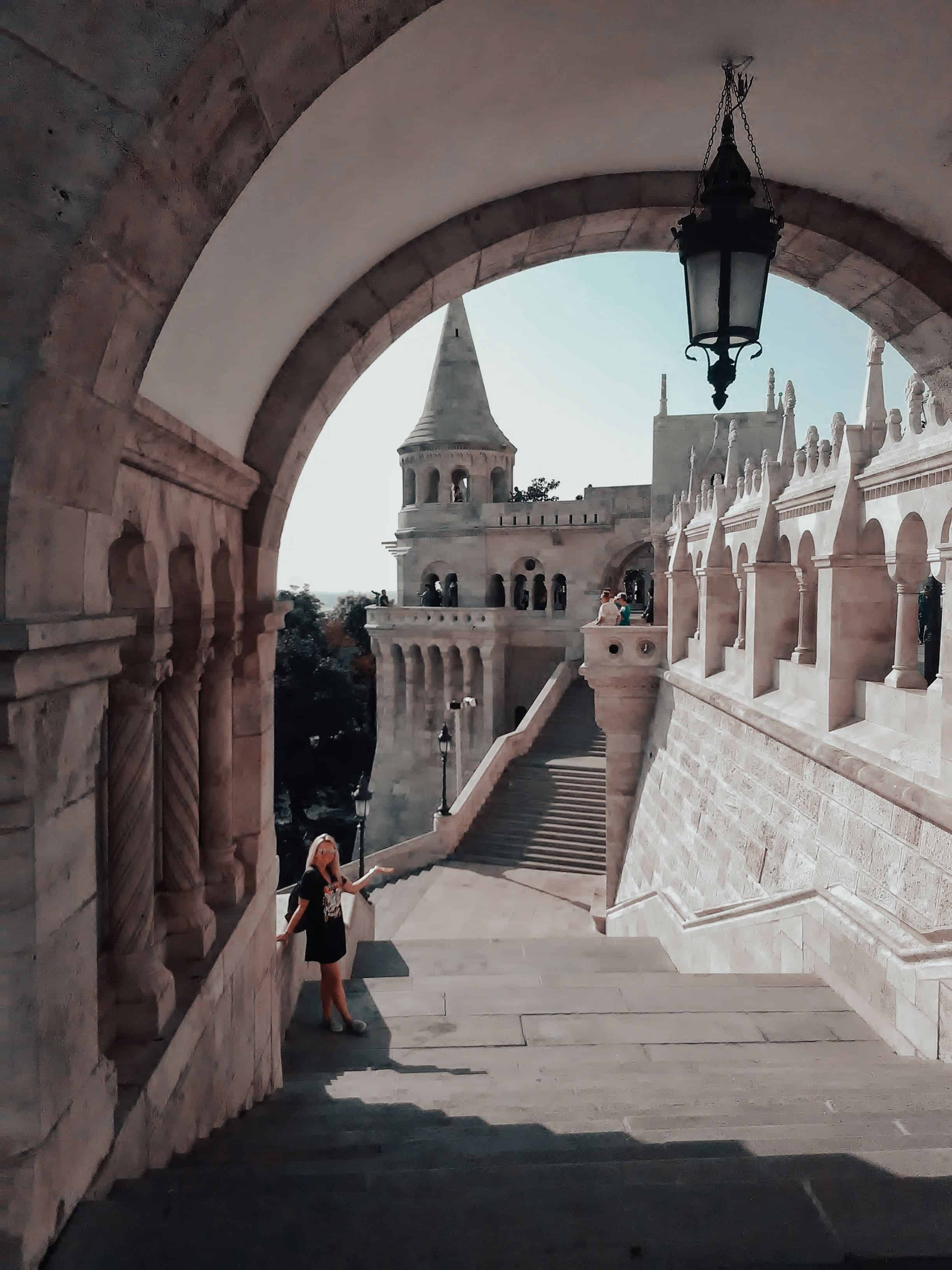 Rybářská bašta Budapešť/Halászbástya / kam v Budapešti