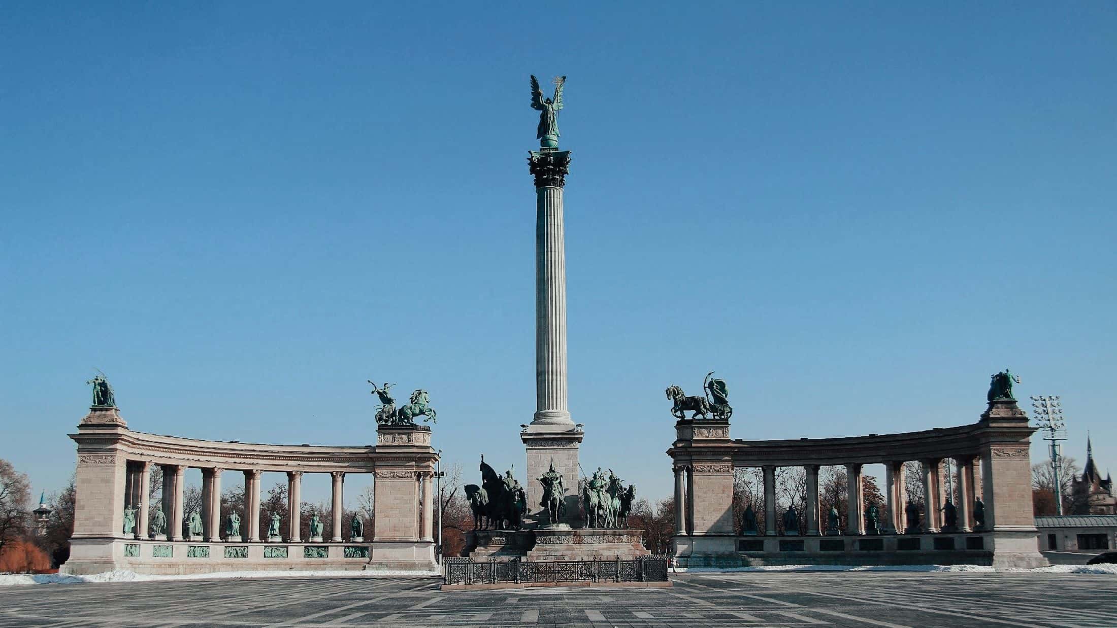 Náměstí hrdinů Budapešť / co navštívit v Budapešti