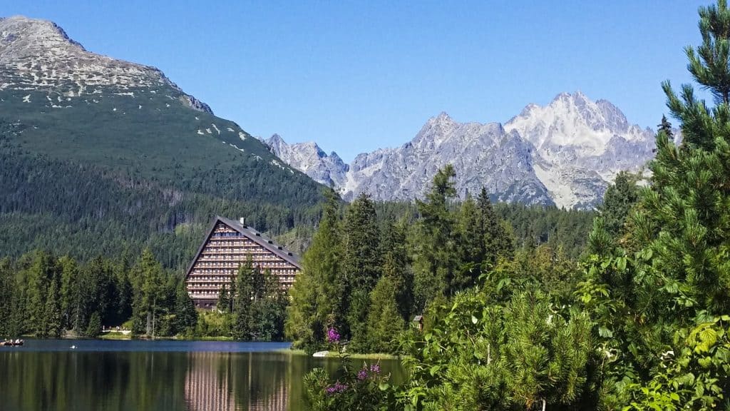 Štrbské pleso / tipy na výlet ve Vysokých Tatrách