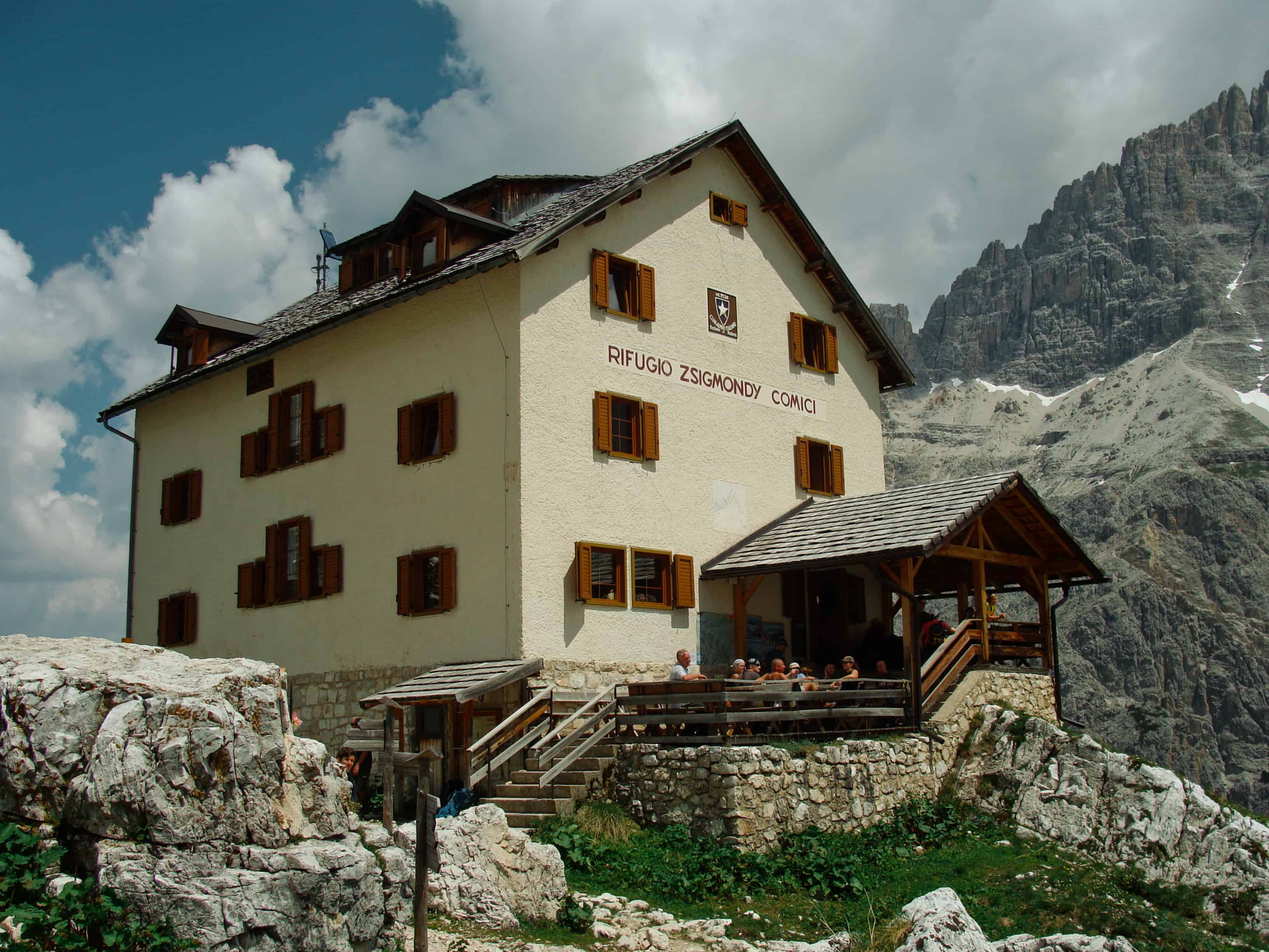 Zsigmondy Hütte / Sexten Dolomity 