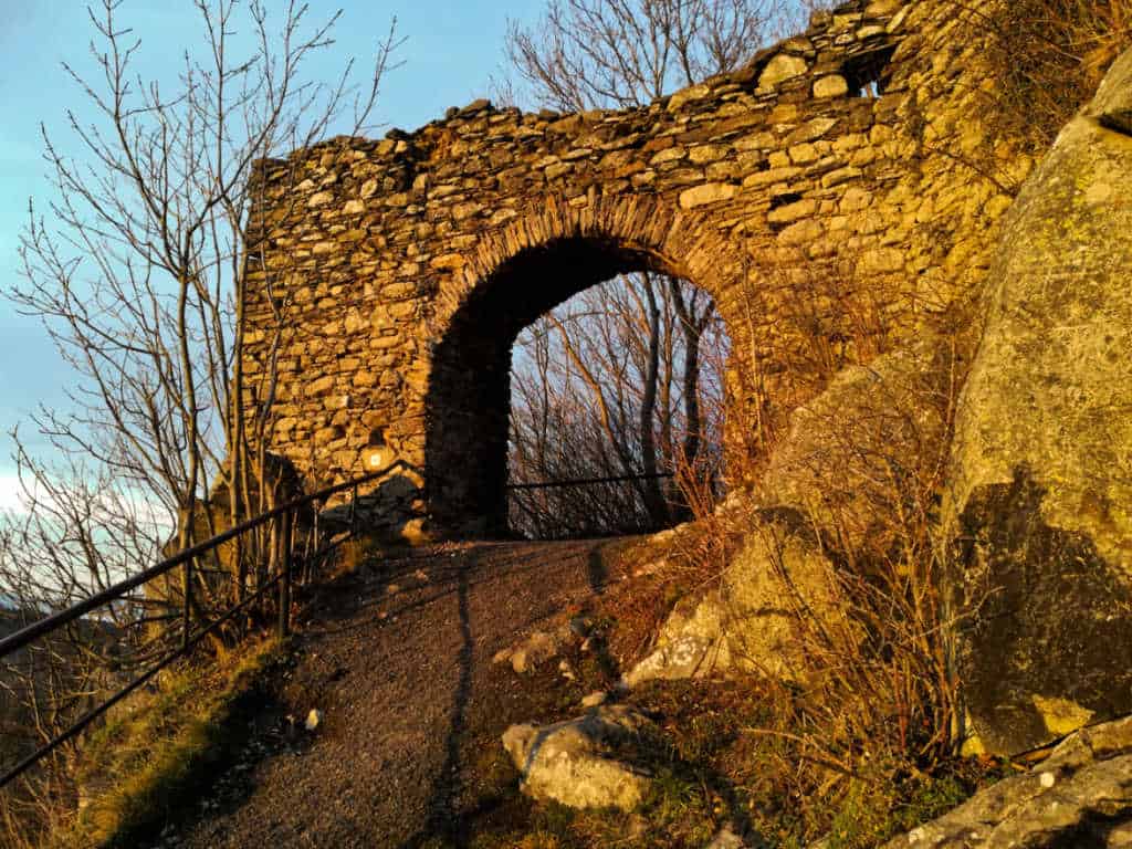 První Brána Andělská hora Hrad
