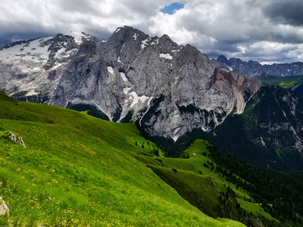 Vrchol Marmolada co navštívit v Dolomitech