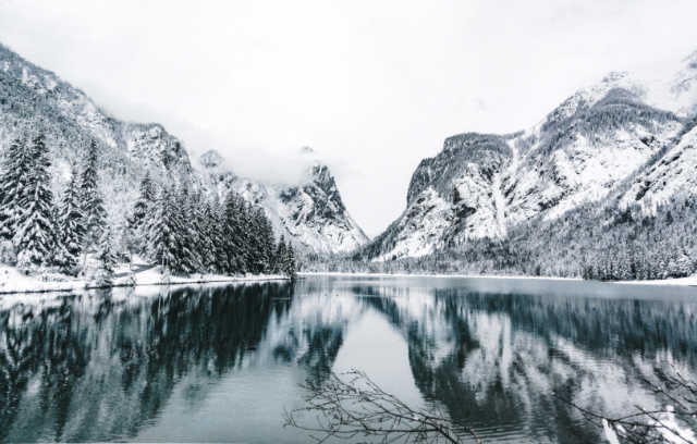 Dolomity jezera