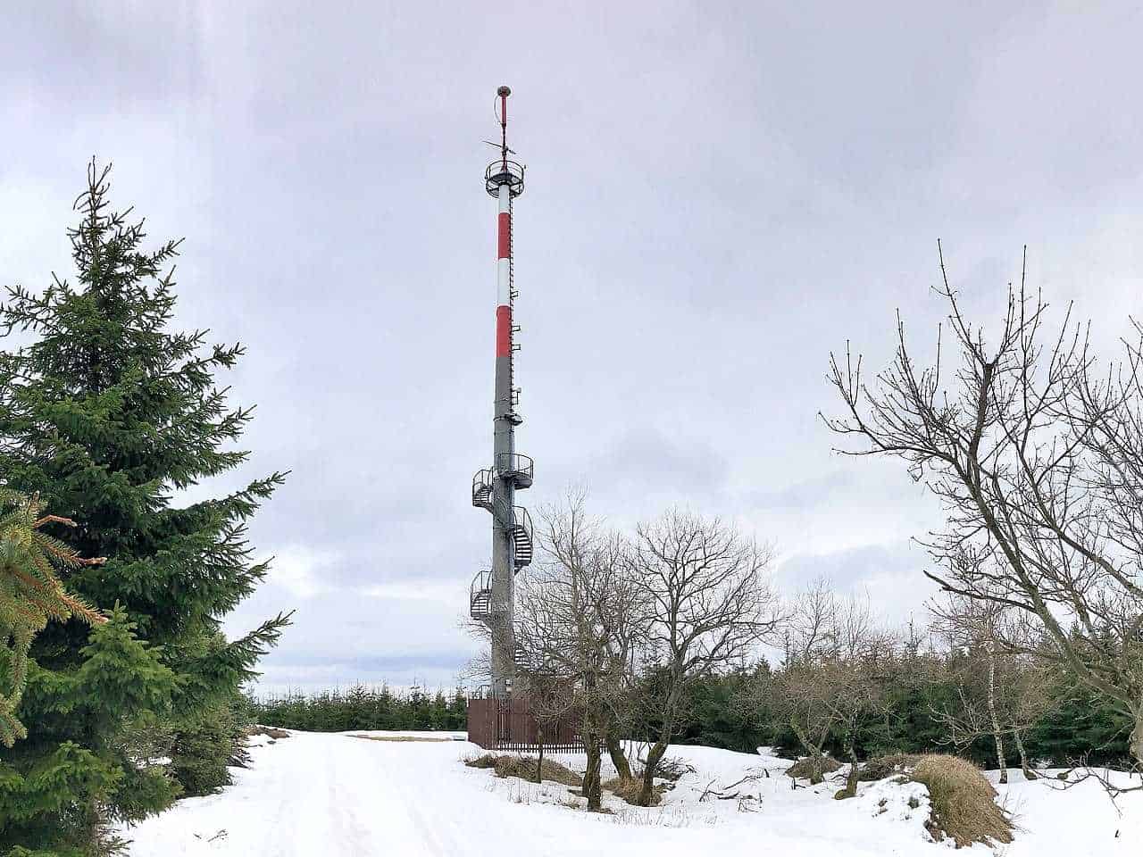 rozhledna Vlčí hora u Dlouhé Louky
