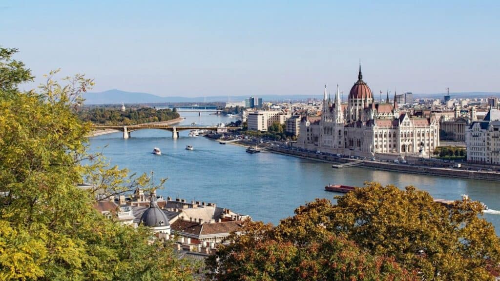Budapešˇbez cestovky na vlastní pěst / Budapešť průvodce