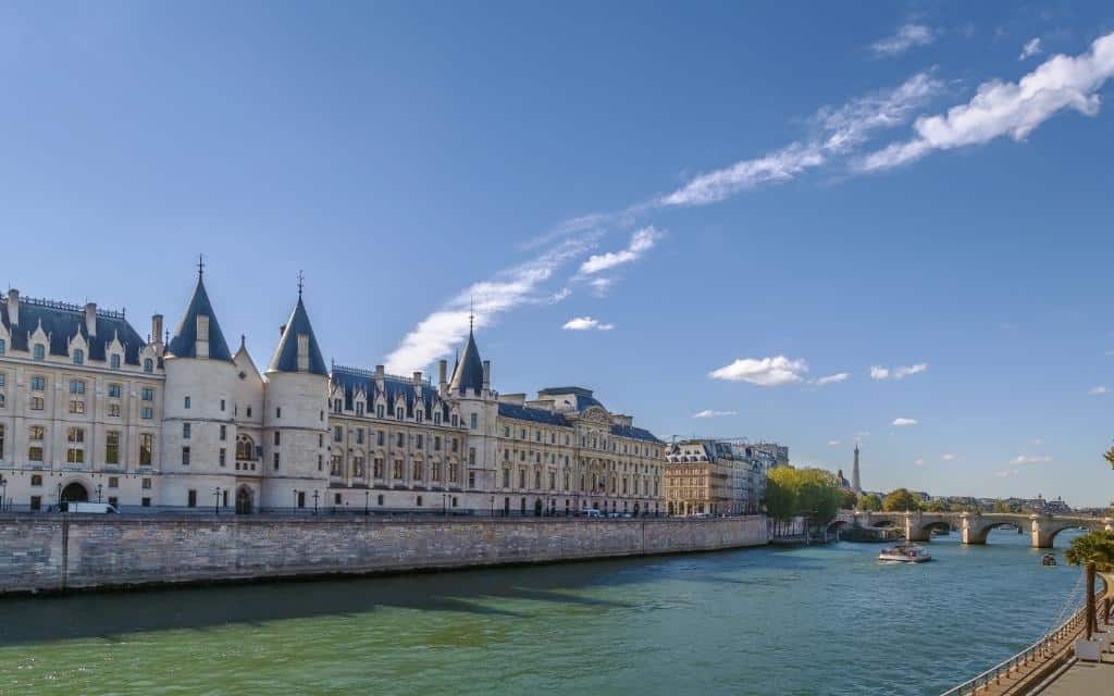 pevnost Conciergerie Paříž / památky v Paříži