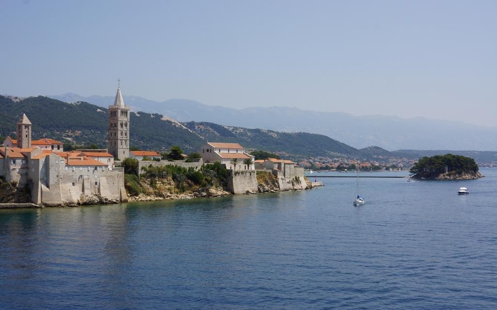 ostrov Rab Chorvatsko / kam do Chorvatska k moři