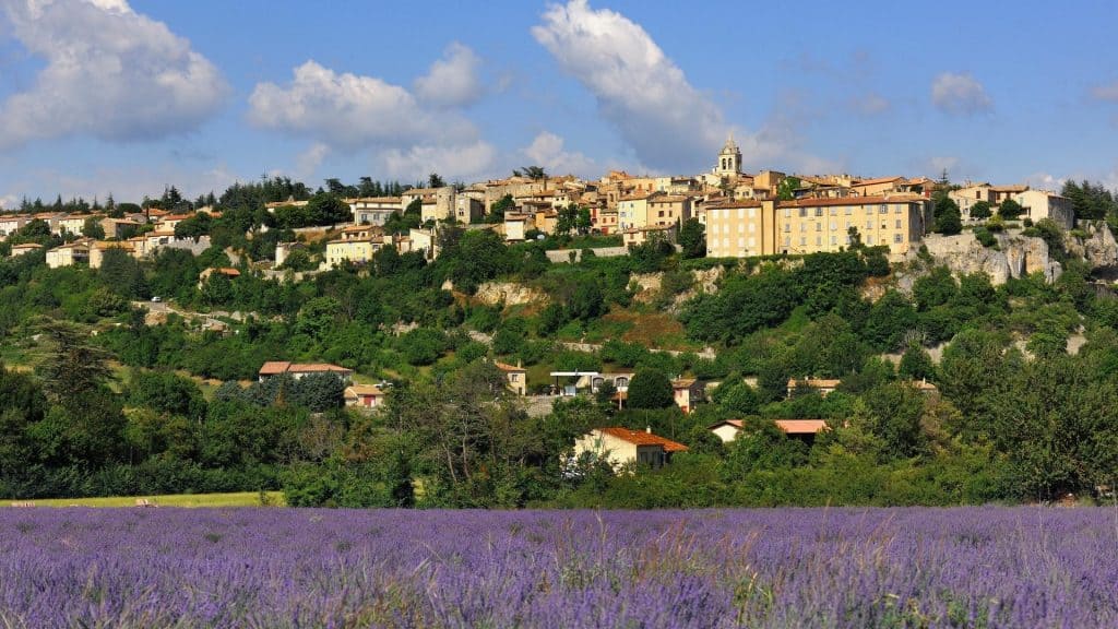 Provence Francie / co navštívit  Provence / kam v Provence / Sault