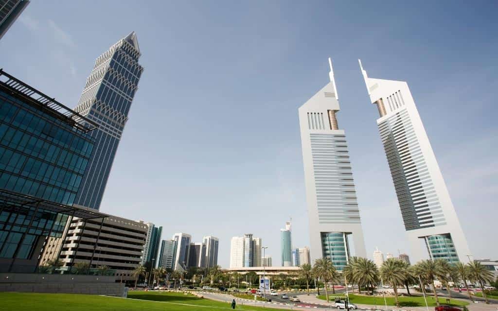 Dubaj / co navštívit v Dubaji / zajímavosti / Emirates Towers
