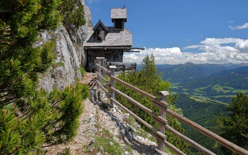 Dachstein hiking trails
