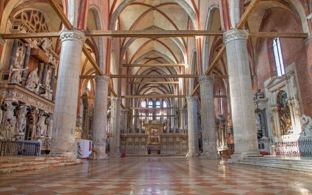 Benátky Bazilika Santa Maria Gloriosa dei Frari 