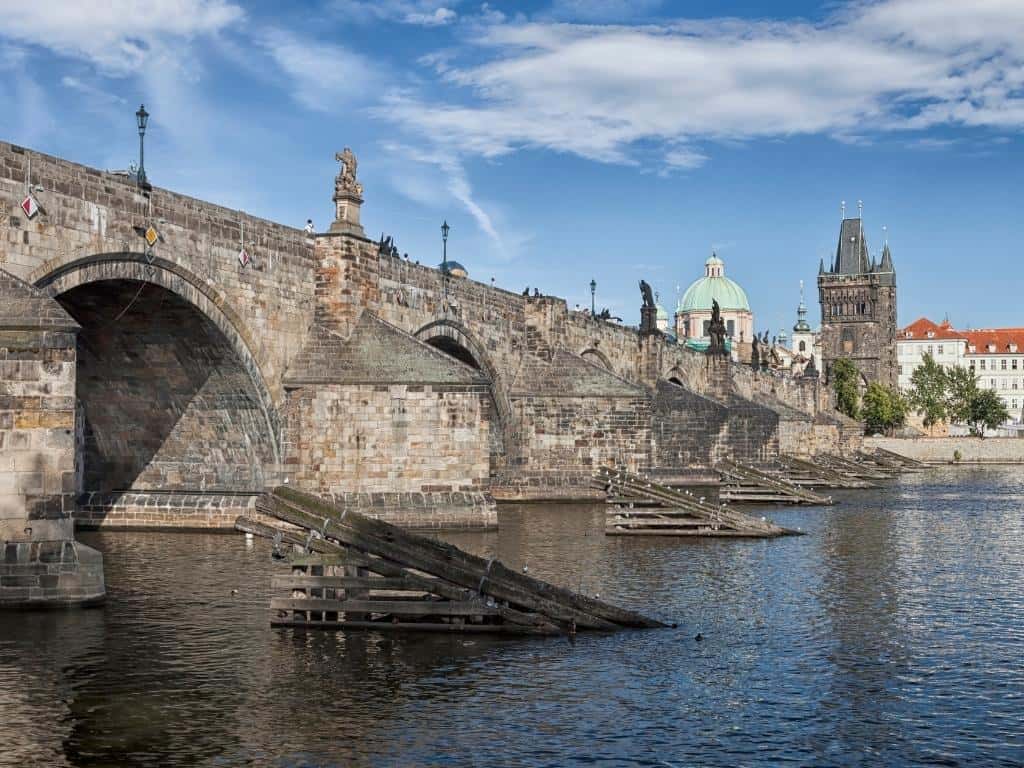 co navštívit v Praze  / Karlův most