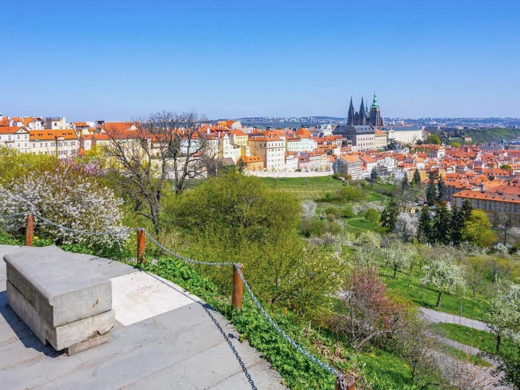 Vyhlídka s vinicí Praha Petřín Strahovská zahrada