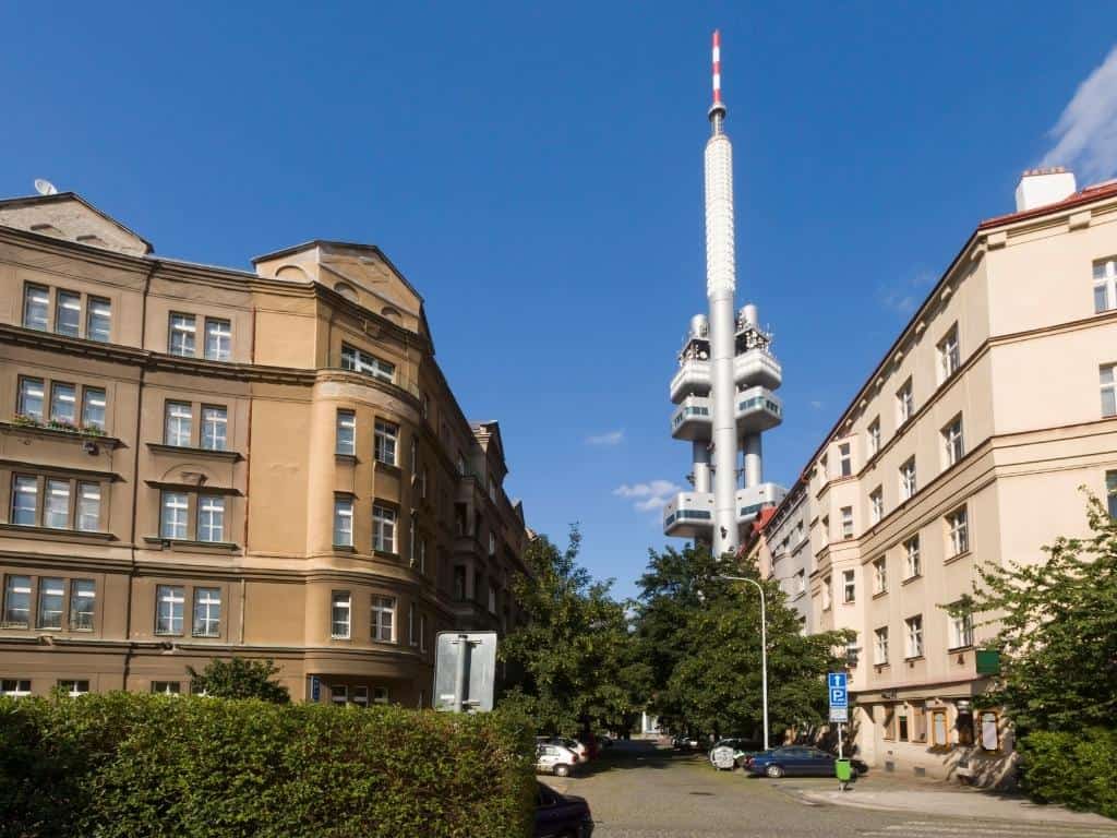 Žižkovská televizní věž / kam za výhledy v Praze