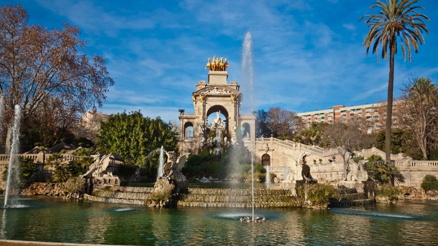 Barcelona Mit kell látogatni, és a legszebb helyek