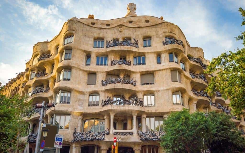 Casa Mila La Pedrera Barcelona Was gibt es zu sehen?