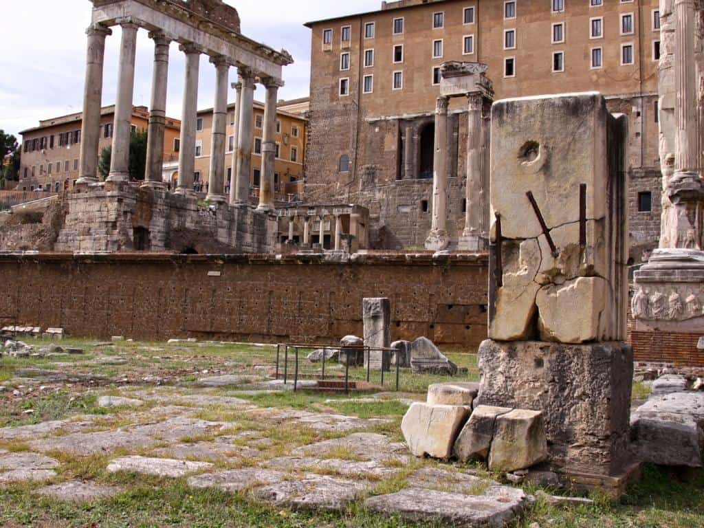 památky starověkého Říma - Forum Romanum