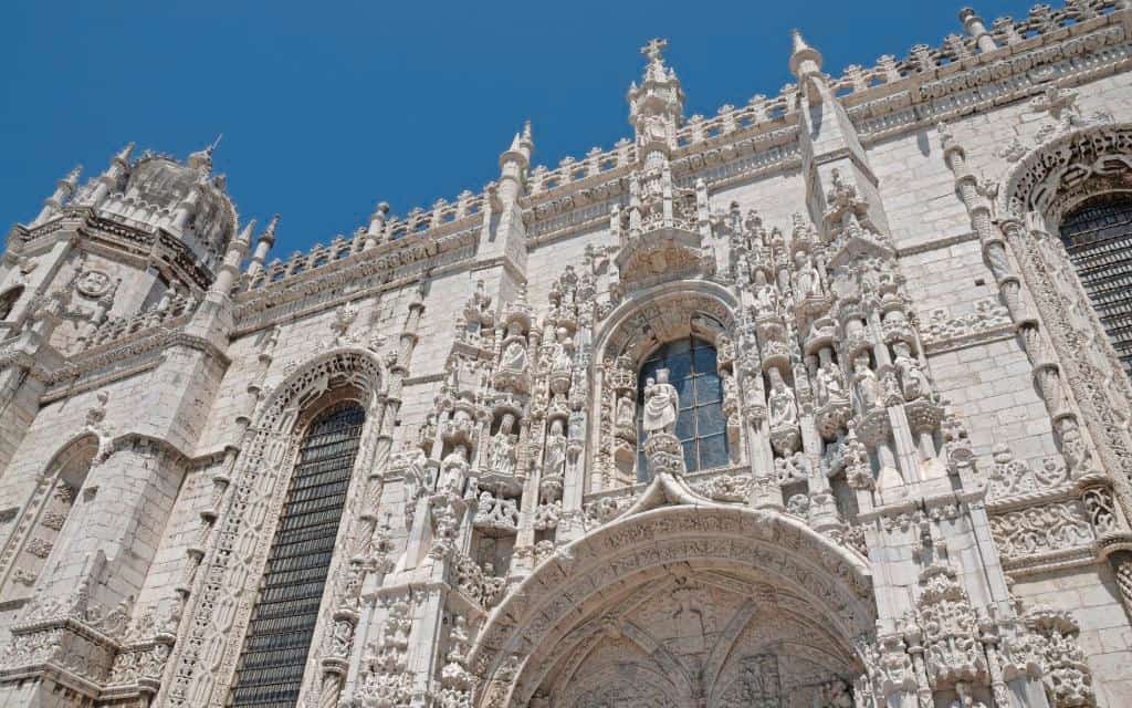 Jeronymites Monastery / the most beautiful sights in Lisbon / what to do in Lisbon / Jeronymites Monastery entrance fee