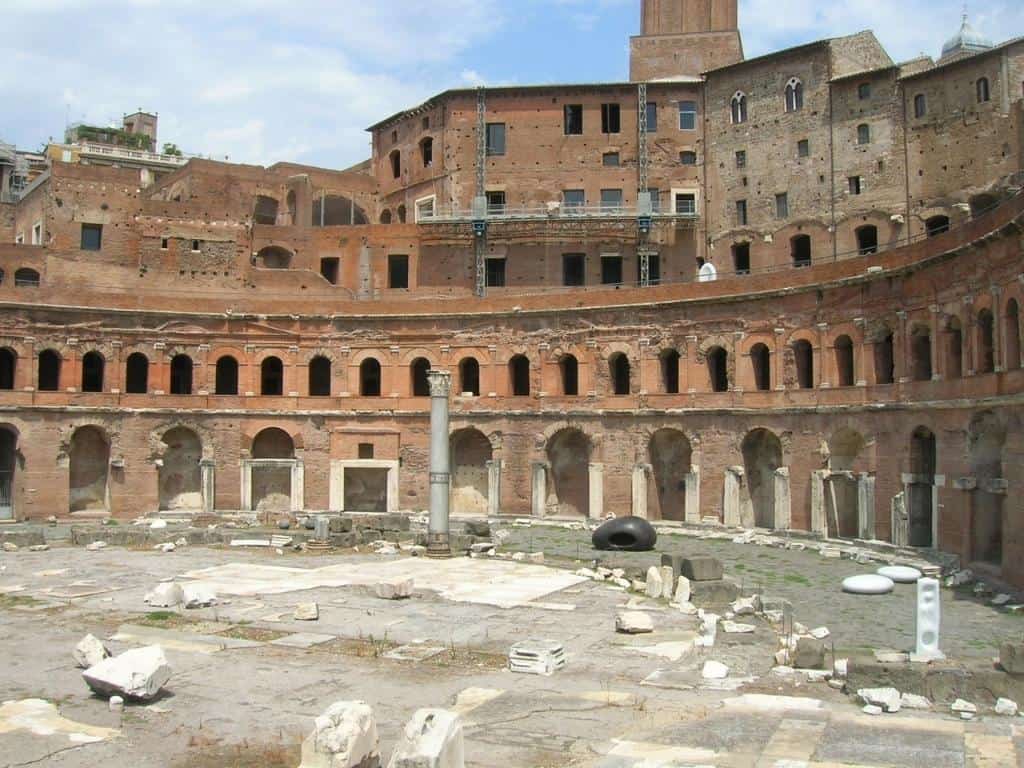 Trajanovy trhy leží jen kousek od Kolosea / Řím za 3 dny