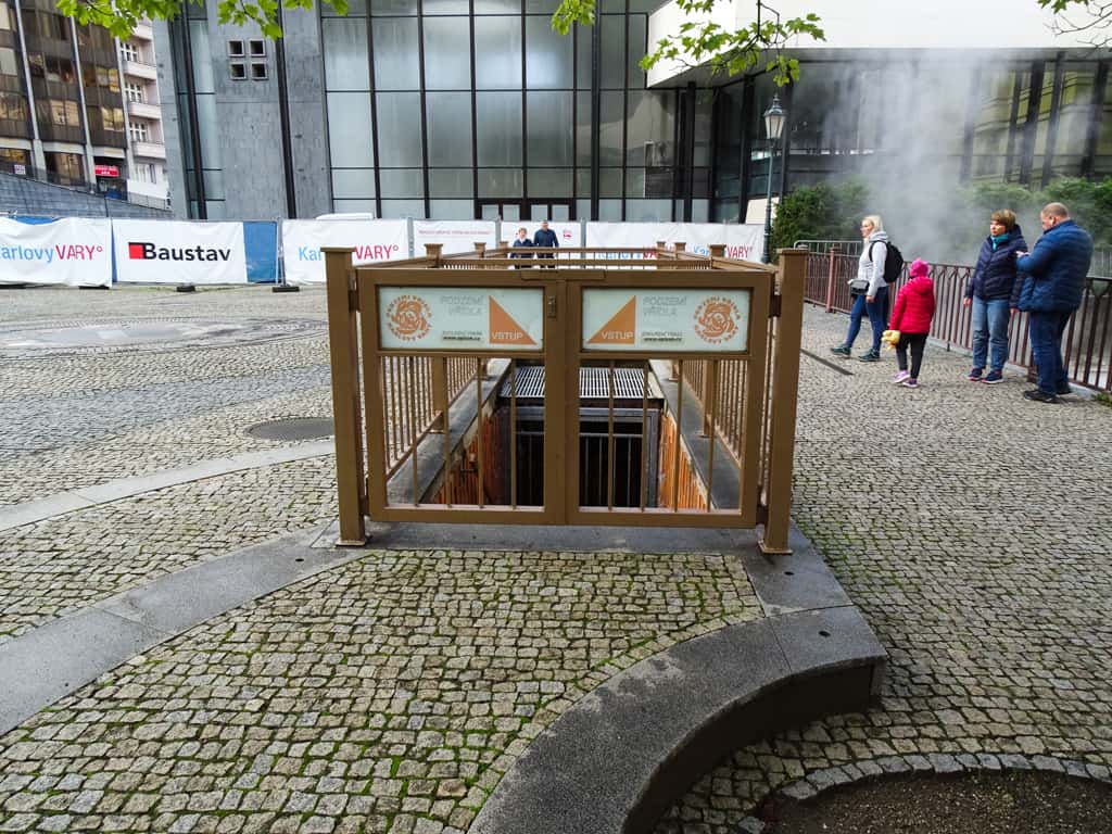 Untergrund der Karlsbader Quelle / Was man in Karlsbad besuchen kann