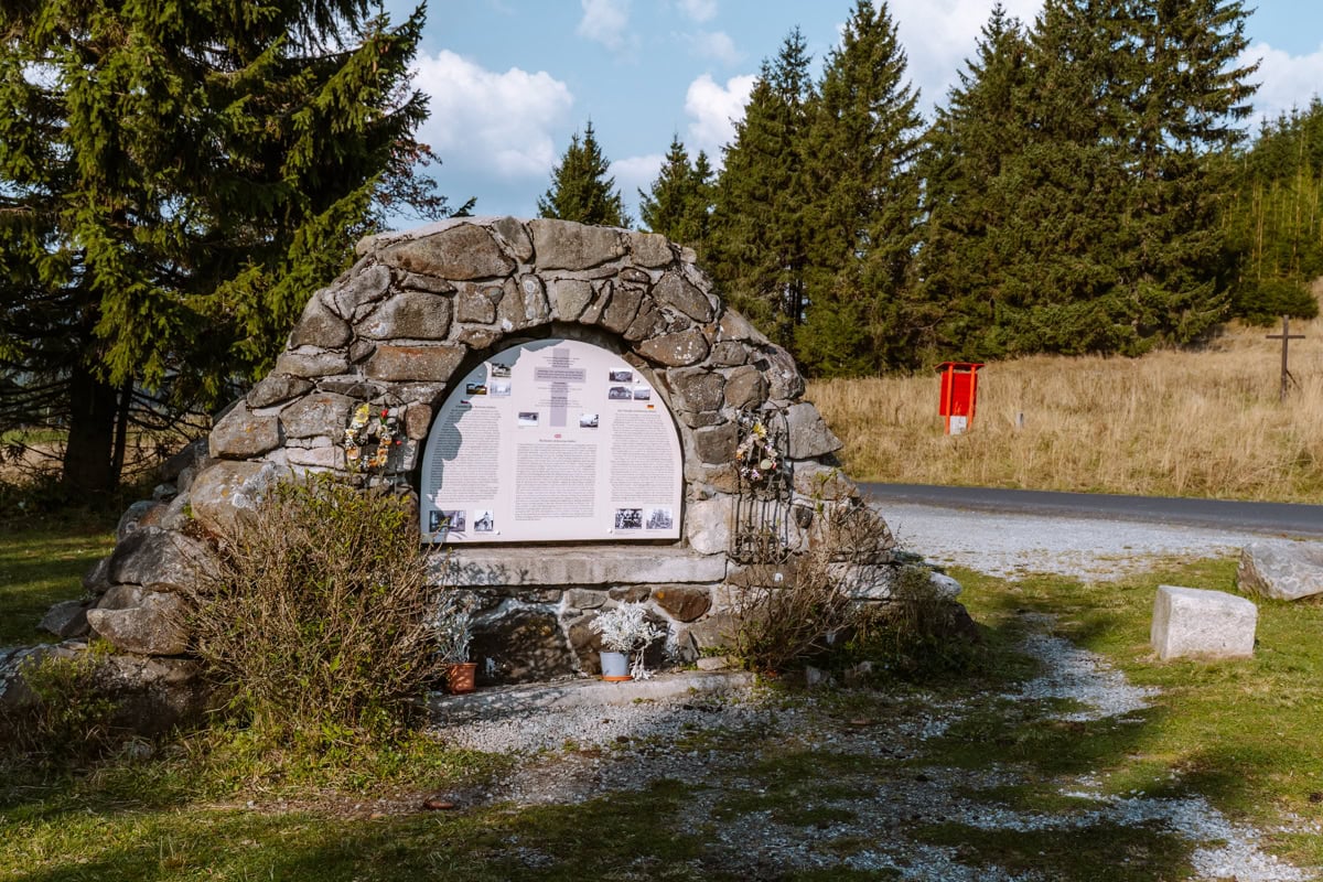Památné místo kostela sv. Václava - Ryžovna v Krušných horách