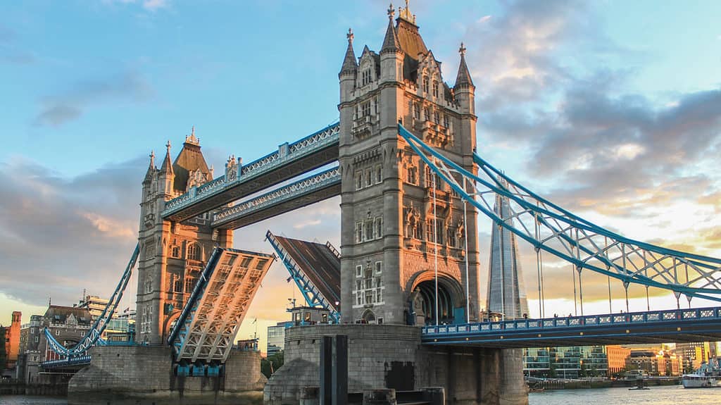 Tower Bridge Londýn