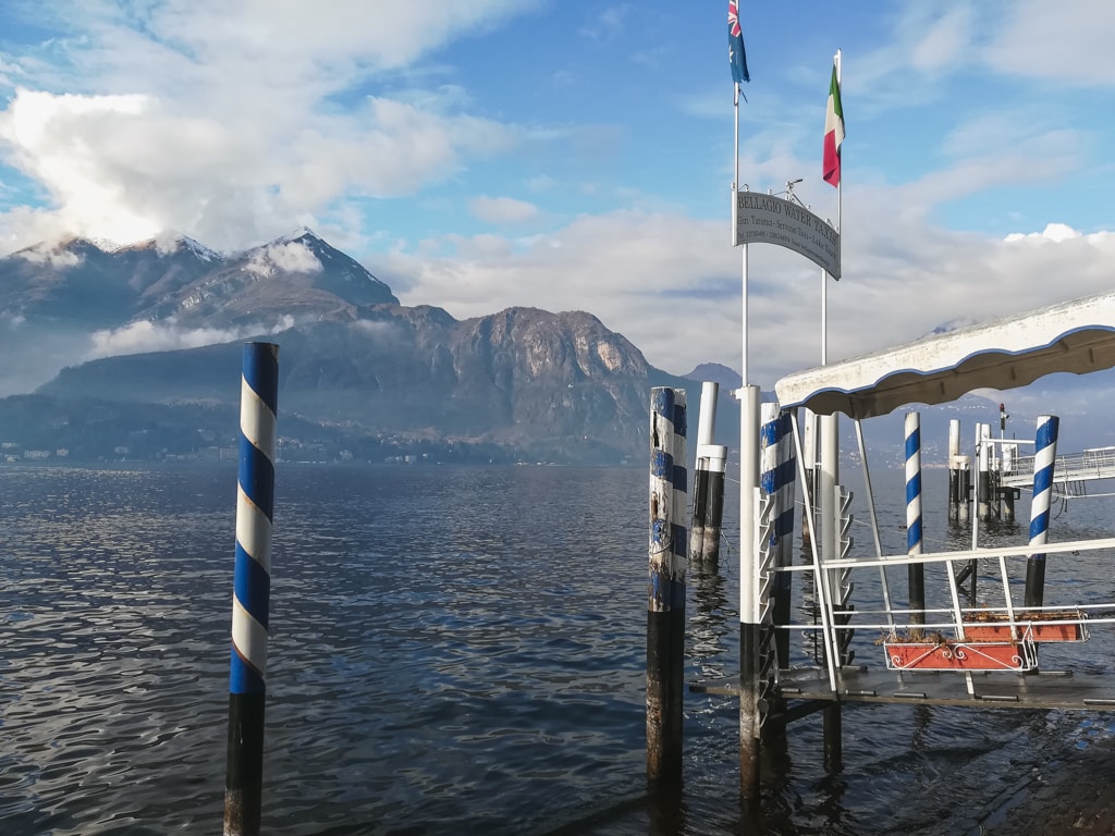 Nástupiště v Bellagio / trajekt přes Lago di Como