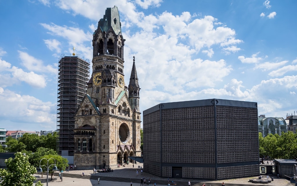 Kaiser-Wilhelm-Gedächtnis Kirche Berlín / památky v Berlíně