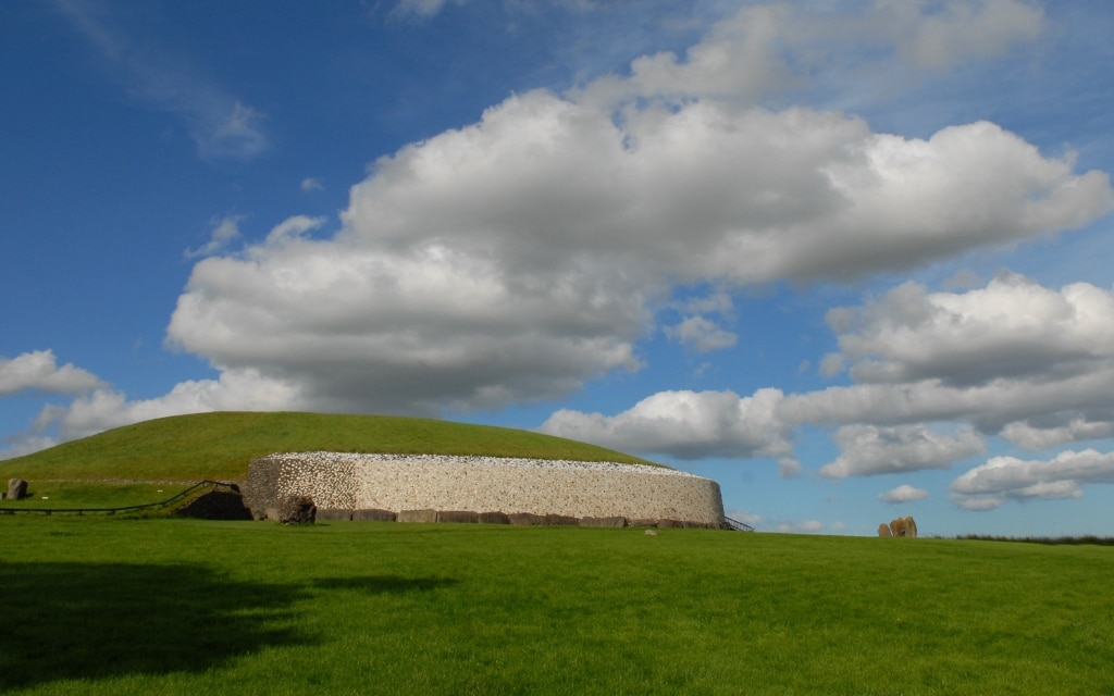 Newgrange / Brú na Bóinne / co navštívit v okolí Dublinu