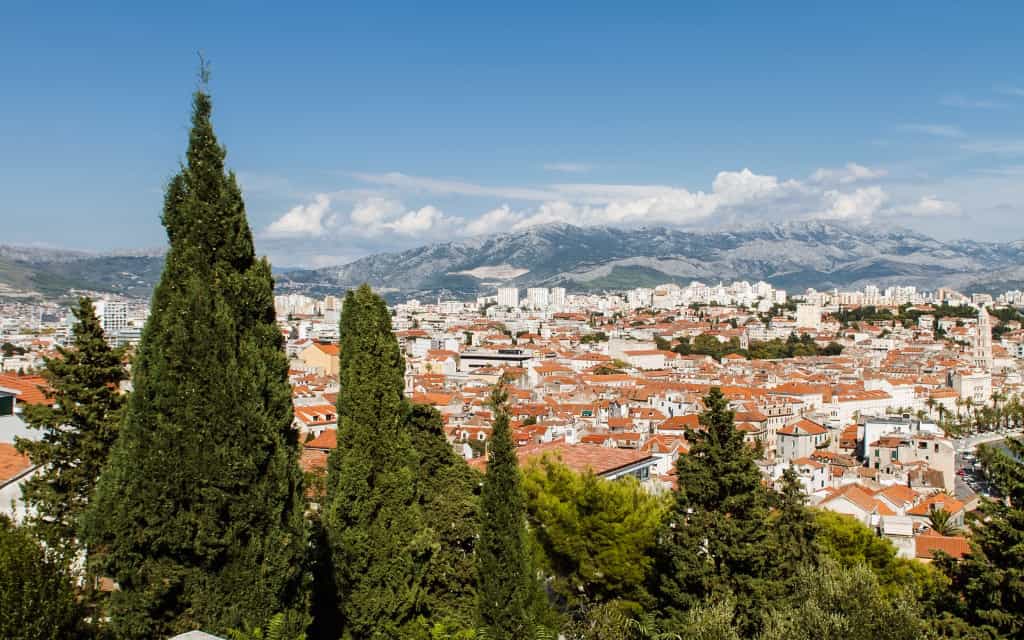 Výhled z vrchu Marjan na Split