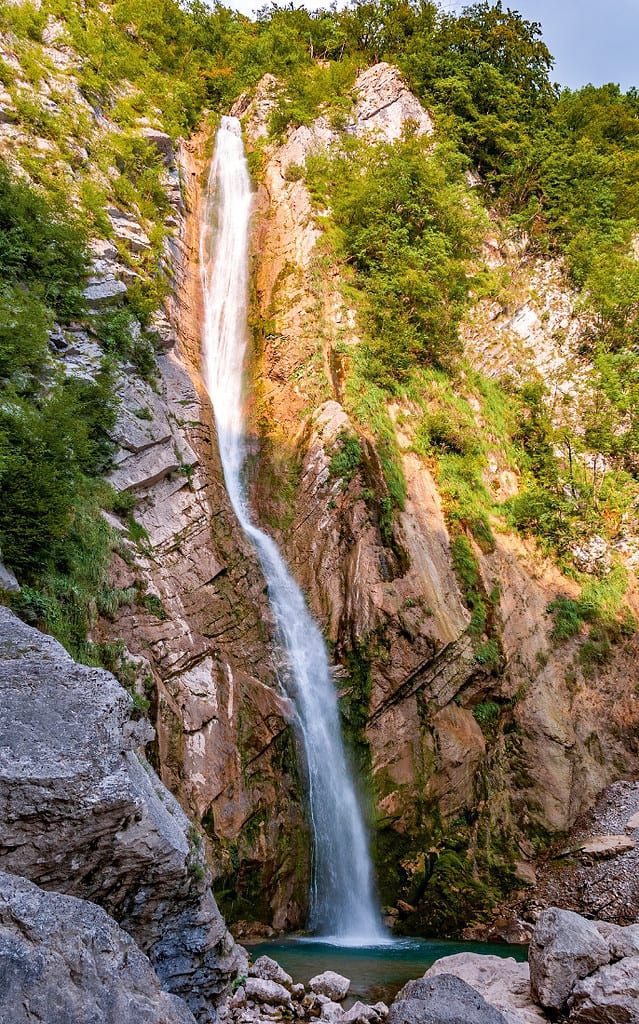 Gregorčičev vodopád Slovinsko Julské Alpy