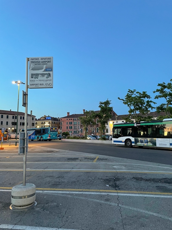 ATVO autobusy - letiště Treviso Benátky