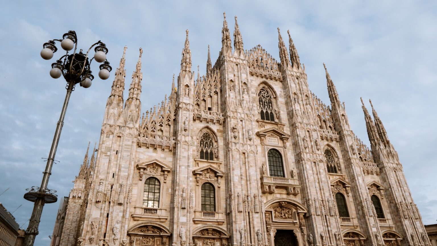 1 day in Milan Itinerary with the best places to visit in Milan