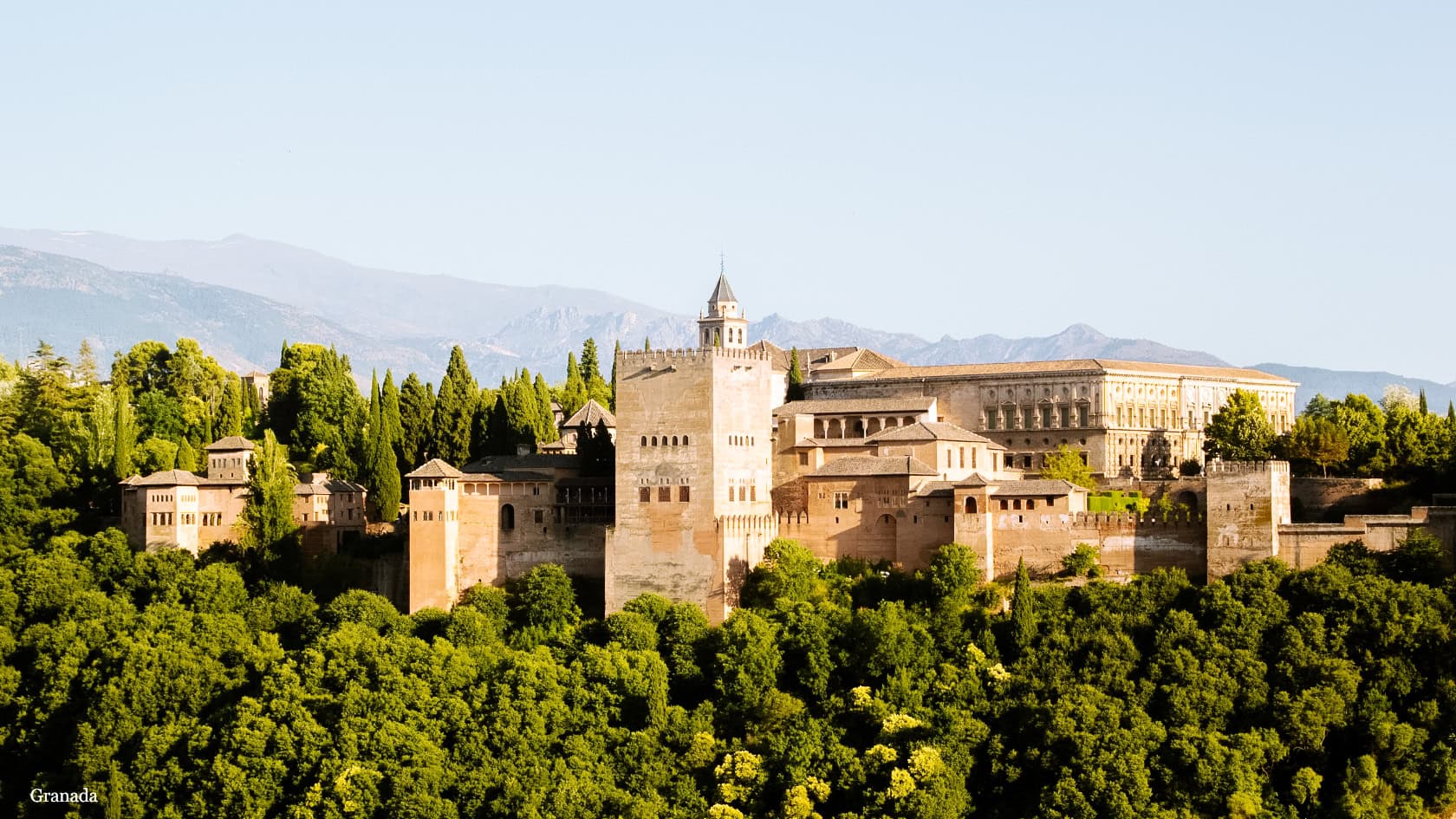 co navštívit v granadě