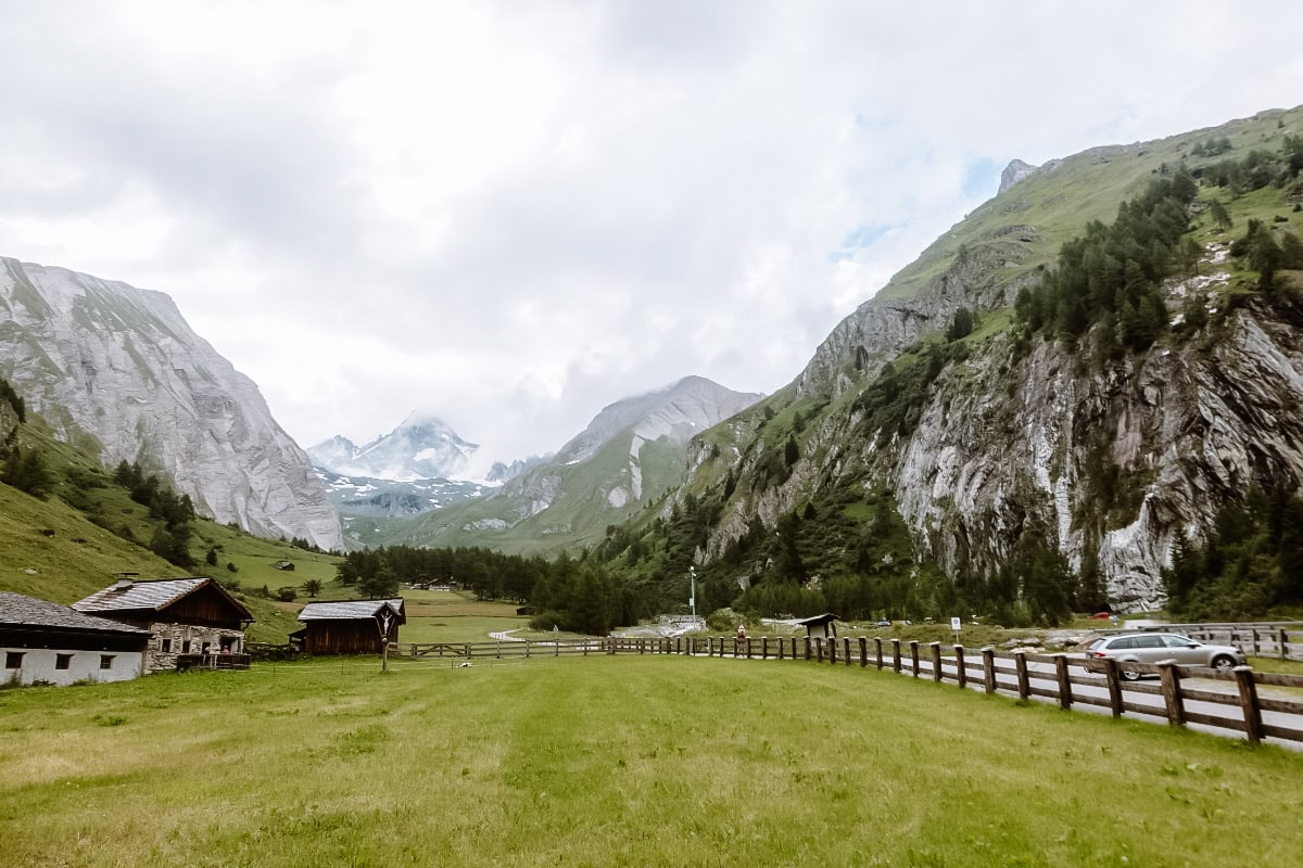 Údolí Gschlösstal a ledovec Schlatenkees