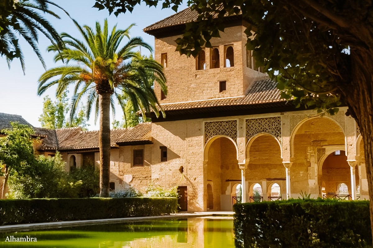 Alhambra Granada / co navštívit v Granadě