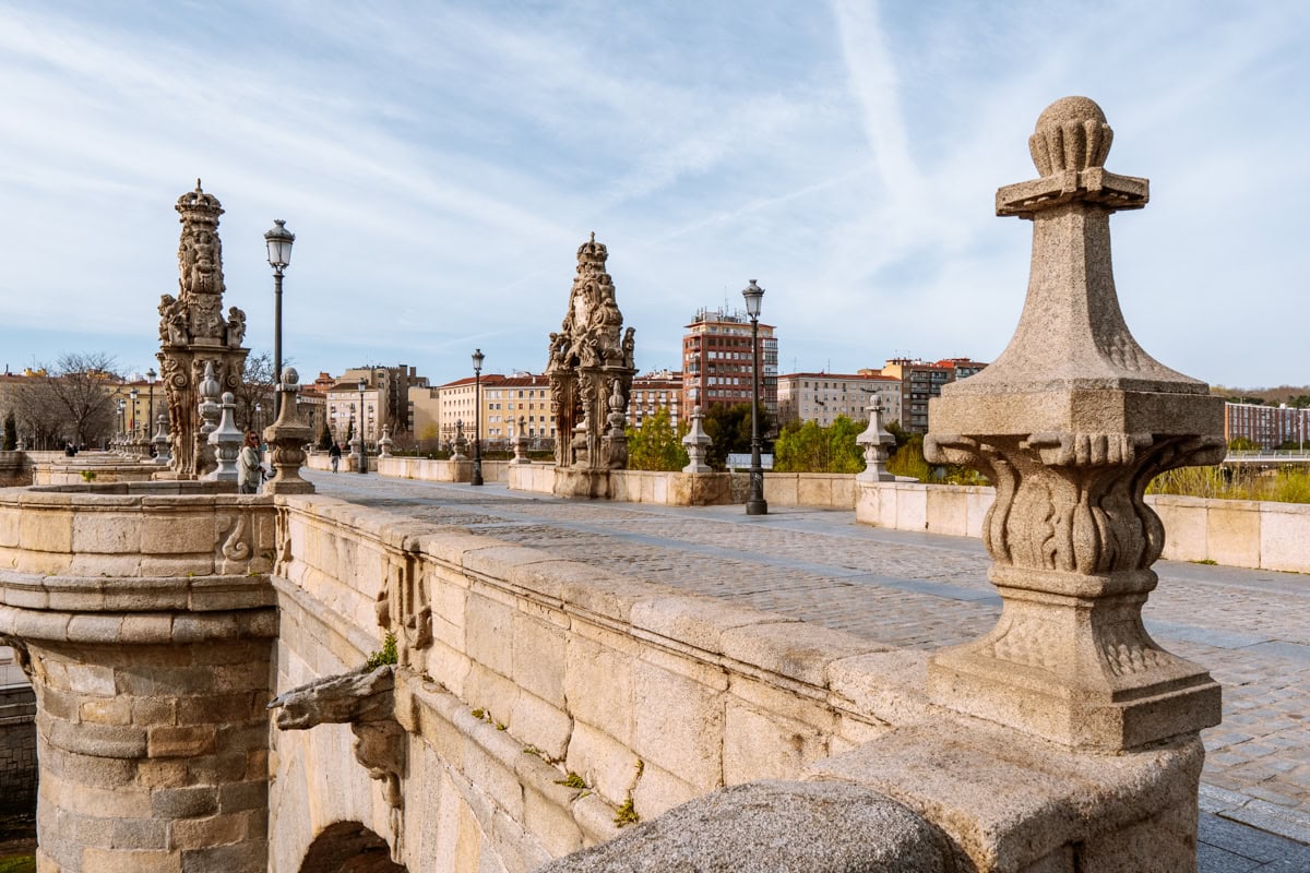 Puente de Toledo - co navštívit v Madridu