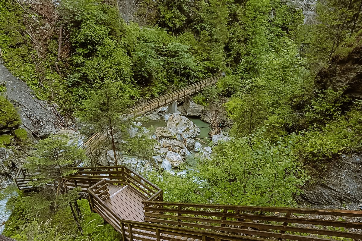 soutěska Kitzlochklamm / kam v okolí Zell am See