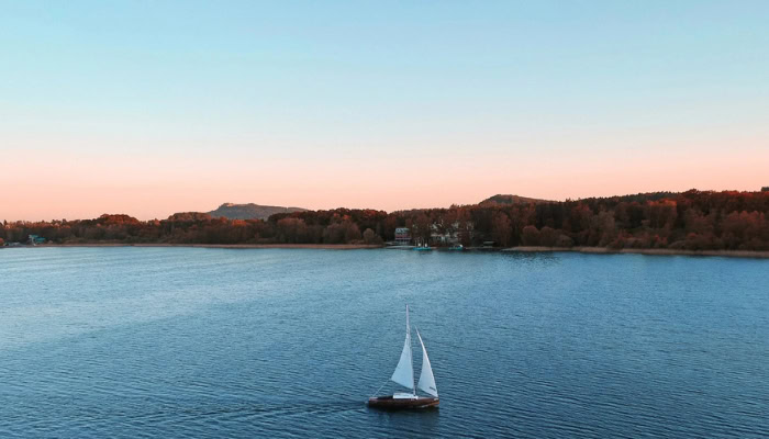 ubytování máchovo jezero