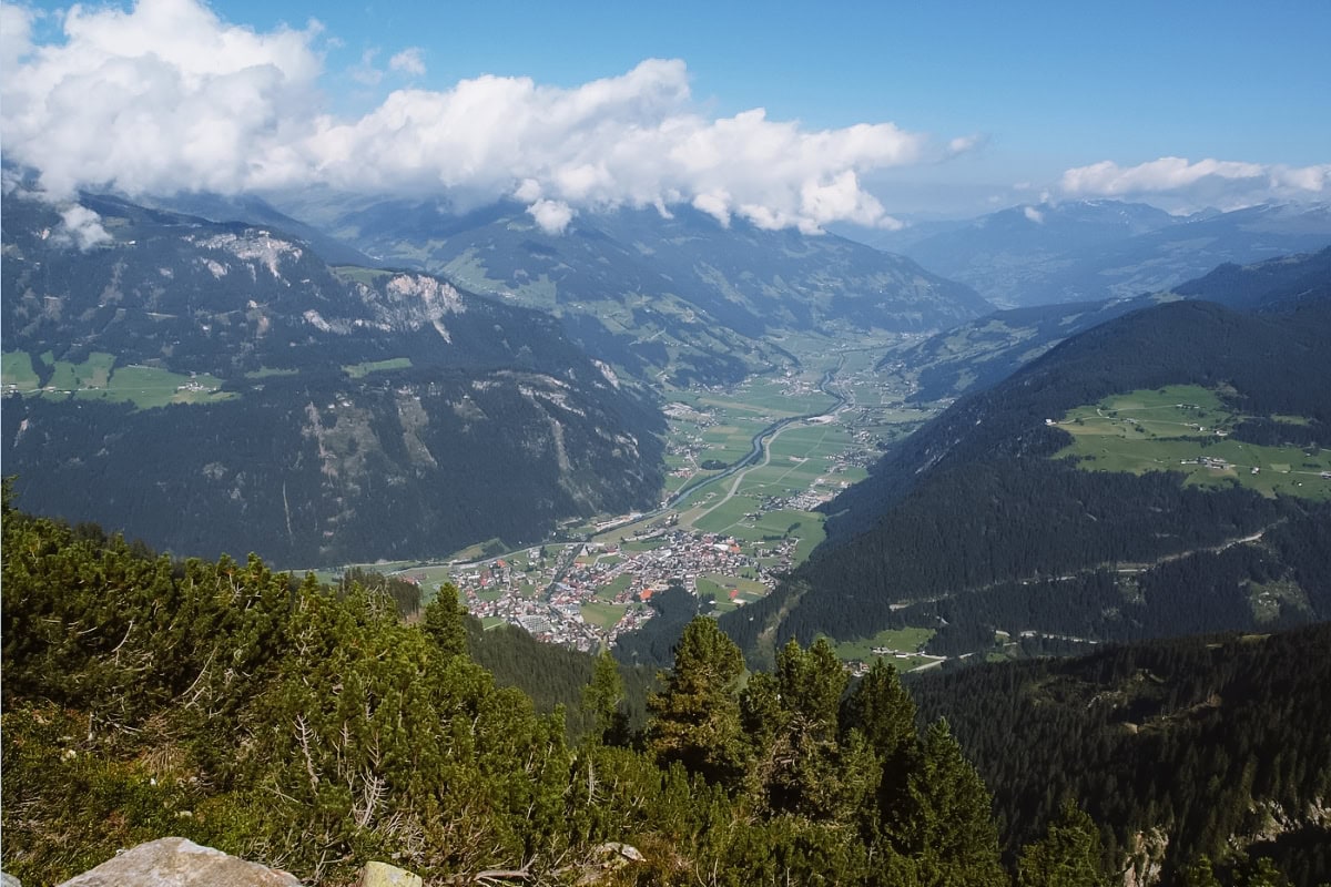 výhled z vrcholu Ahorn Zillertal