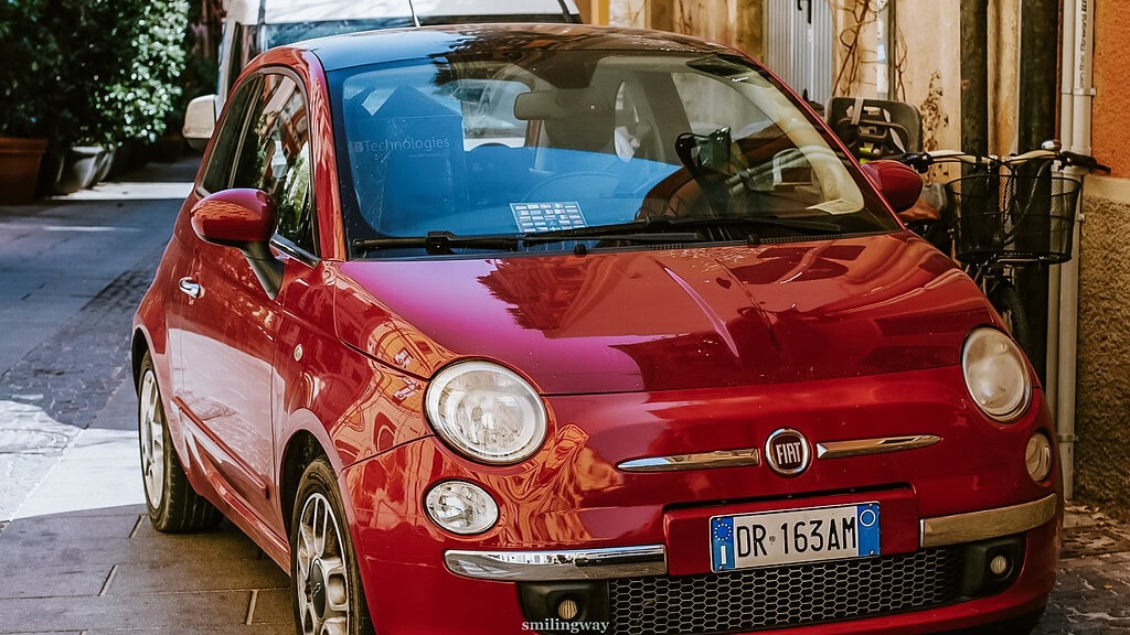 Půjčení a řízení auta na Sardinii