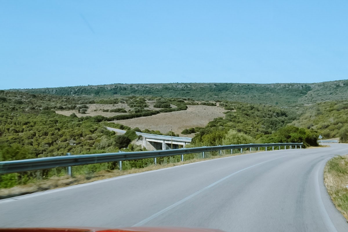 1200 x 800 - 1 Silnice na Sardinie