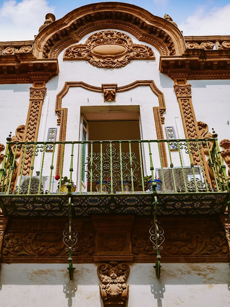 Čtvrť a tržnice Triana