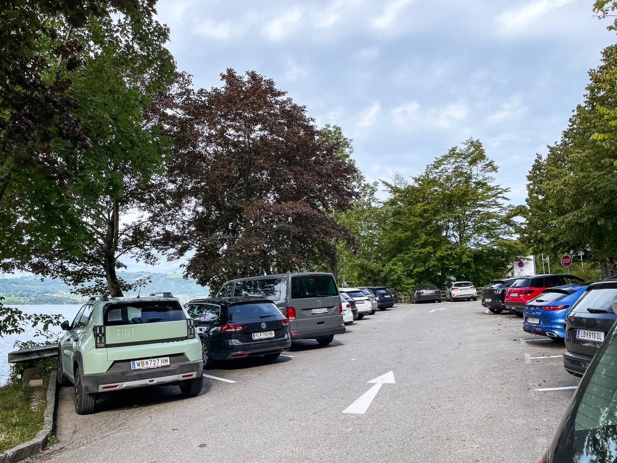 Parkoviště nedaleko stezky Miesweg