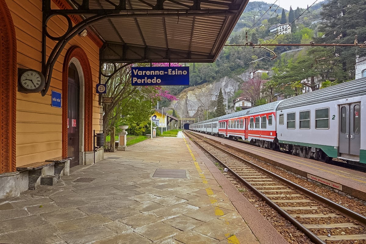 Nádraží Varenna-Esino